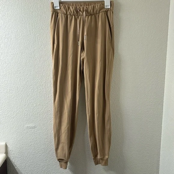 Lululemon On the Fly Jogger 25" *Luxtreme - Picture 3 of 8